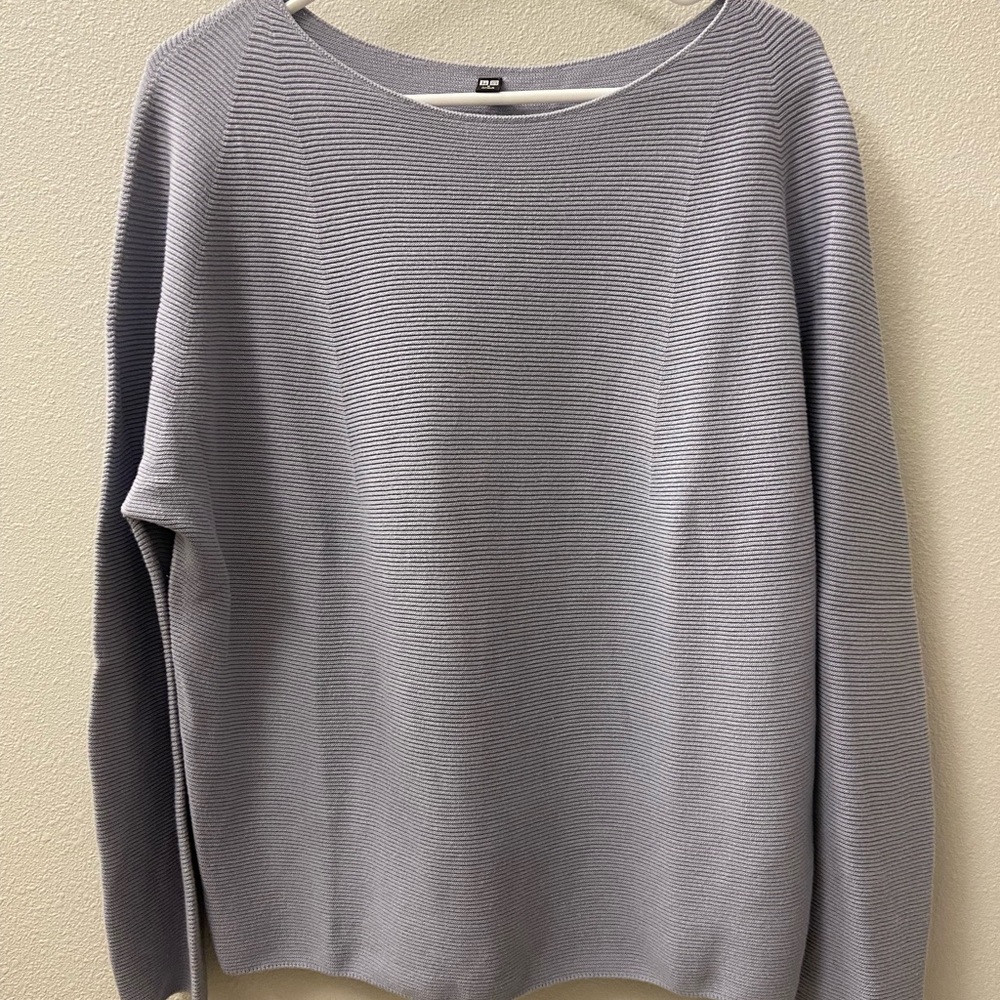 Uniqlo cotton crewneck sweater